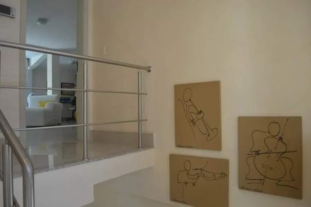 Casa à venda com 594m², 4 quartos e sem vaga