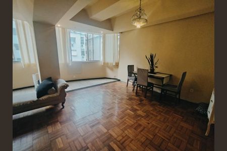 Apartamento à venda com 122m², 3 quartos e 1 vaga