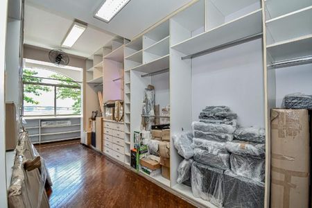 Casa à venda com 200m², 4 quartos e 1 vaga