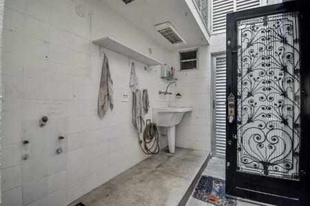 Casa à venda com 200m², 4 quartos e 1 vaga