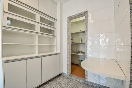 Casa à venda com 200m², 4 quartos e 1 vaga