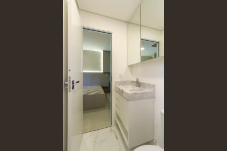 Apartamento à venda com 70m², 2 quartos e 2 vagasBanheiro da Suíte