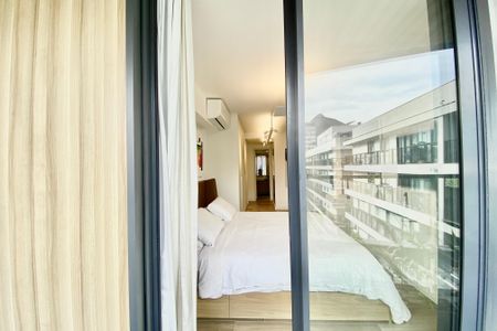 Apartamento à venda com 139m², 2 quartos e 1 vaga Apartamento à venda com 139m², 2 quartos e 1 vagaVaranda suíte 2