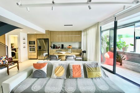 Apartamento à venda com 139m², 2 quartos e 1 vaga Apartamento à venda com 139m², 2 quartos e 1 vagaSala