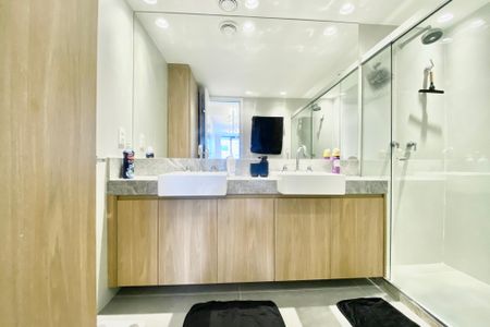 Apartamento à venda com 139m², 2 quartos e 1 vaga Apartamento à venda com 139m², 2 quartos e 1 vagaBanheiro Suíte 2