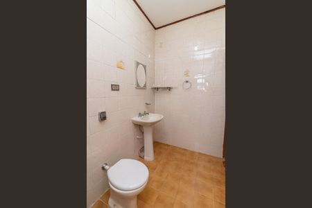 Casa à venda com 152m², 4 quartos e 2 vagasBanheiro da Suíte da Casa 2