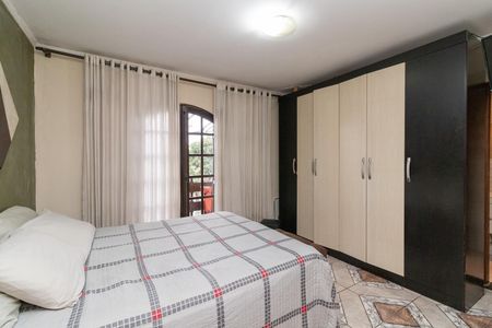 Casa à venda com 152m², 4 quartos e 2 vagasSuíte da Casa 1