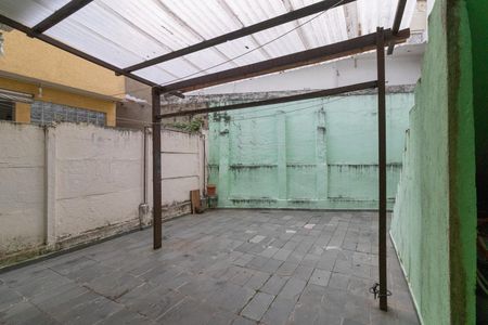 Casa à venda com 152m², 4 quartos e 2 vagasQuintal da Casa 2