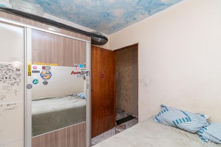 Casa à venda com 152m², 4 quartos e 2 vagasQuarto da Casa 1