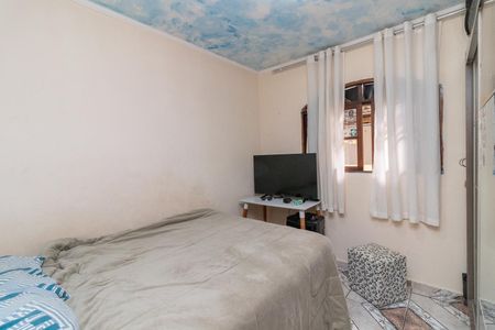 Casa à venda com 152m², 4 quartos e 2 vagasQuarto da Casa 1