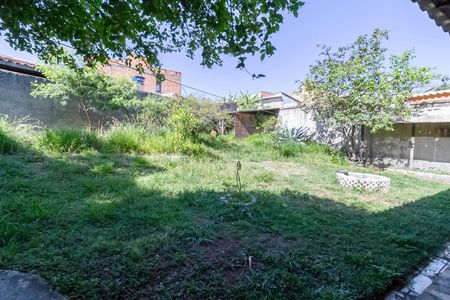 Casa à venda com 193m², 3 quartos e 3 vagas Casa à venda com 193m², 3 quartos e 3 vagasQuintal