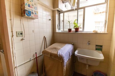 Apartamento à venda com 184m², 4 quartos e 1 vagaÁrea de Serviço