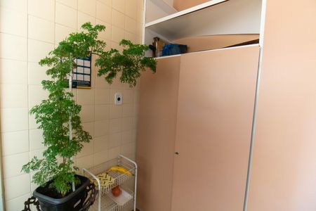 Apartamento à venda com 184m², 4 quartos e 1 vagaÁrea de Serviço