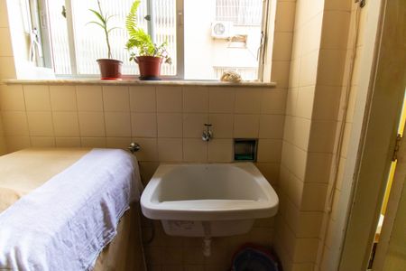 Apartamento à venda com 184m², 4 quartos e 1 vagaÁrea de Serviço