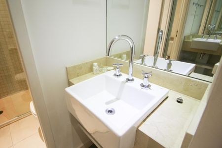 Apartamento para alugar com 102m², 2 quartos e 1 vaga Apartamento para alugar com 102m², 2 quartos e 1 vagaBanheiro