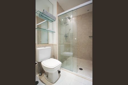 Apartamento para alugar com 102m², 2 quartos e 1 vaga Apartamento para alugar com 102m², 2 quartos e 1 vagaBanheiro da Suíte