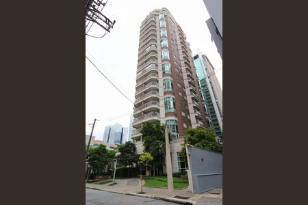 Apartamento para alugar com 102m², 2 quartos e 1 vaga Apartamento para alugar com 102m², 2 quartos e 1 vagaFachada