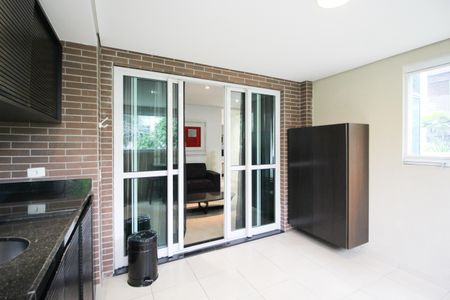 Apartamento para alugar com 102m², 2 quartos e 1 vaga Apartamento para alugar com 102m², 2 quartos e 1 vagaCozinha 1