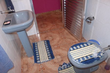 Casa à venda com 218m², 3 quartos e 4 vagasBanheiro Social 2