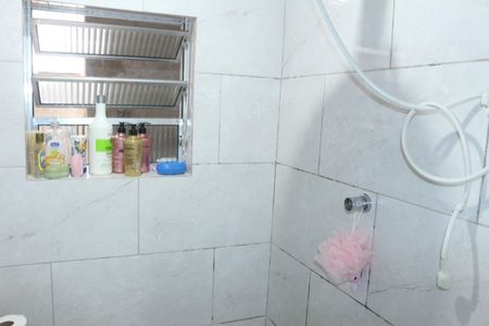 Casa à venda com 218m², 3 quartos e 4 vagasBanheiro Social 1