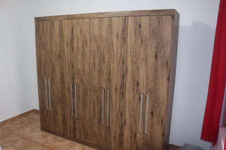 Casa à venda com 218m², 3 quartos e 4 vagasQuarto 2