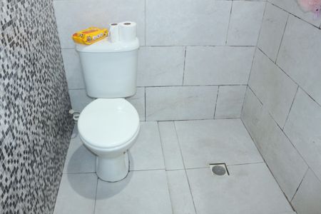 Casa à venda com 218m², 3 quartos e 4 vagasBanheiro Social 1