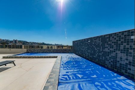 Apartamento à venda com 360m², 4 quartos e 4 vagasÁrea comum - Piscina