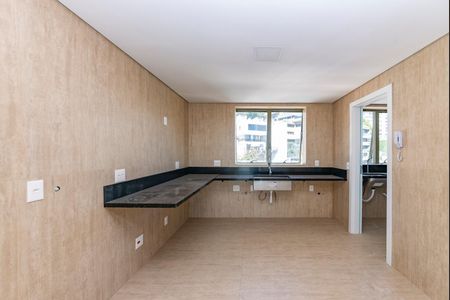 Apartamento à venda com 360m², 4 quartos e 4 vagasCozinha