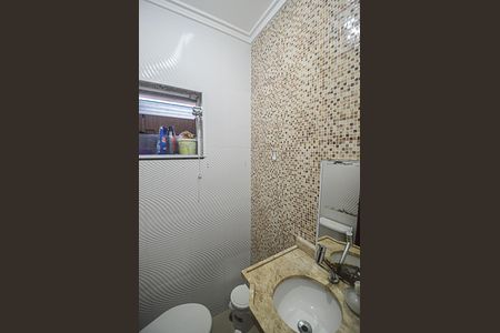 Casa à venda com 100m², 3 quartos e 1 vaga Casa à venda com 100m², 3 quartos e 1 vagaBanheiro 2