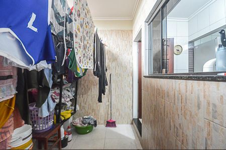 Casa à venda com 100m², 3 quartos e 1 vaga Casa à venda com 100m², 3 quartos e 1 vagaÁrea de Serviço