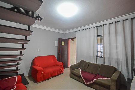 Casa à venda com 100m², 3 quartos e 1 vaga Casa à venda com 100m², 3 quartos e 1 vagaSala