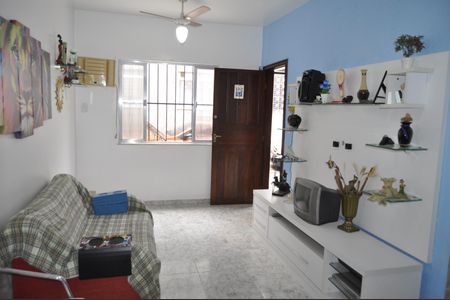 Casa de condomínio à venda com 100m², 2 quartos e 1 vagaSala