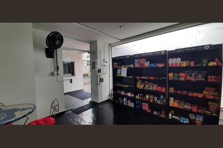 Apartamento para alugar com 70m², 1 quarto e 1 vaga Apartamento para alugar com 70m², 1 quarto e 1 vagaMini Mercado