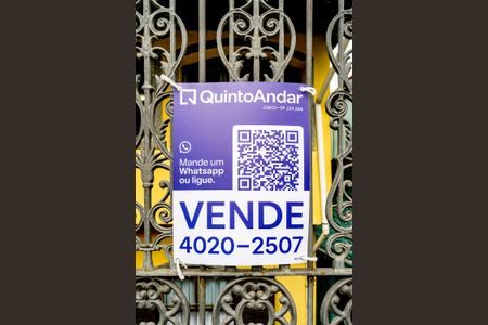 Casa à venda com 286m², 2 quartos e 8 vagas Casa à venda com 286m², 2 quartos e 8 vagasPlaca