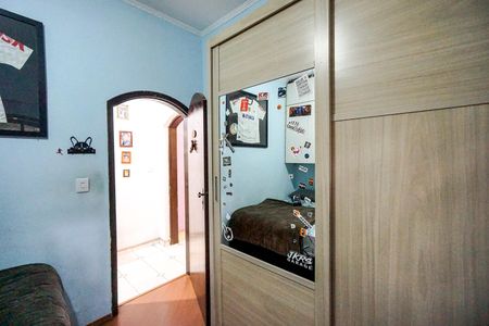 Casa à venda com 286m², 2 quartos e 8 vagas Casa à venda com 286m², 2 quartos e 8 vagasQuarto