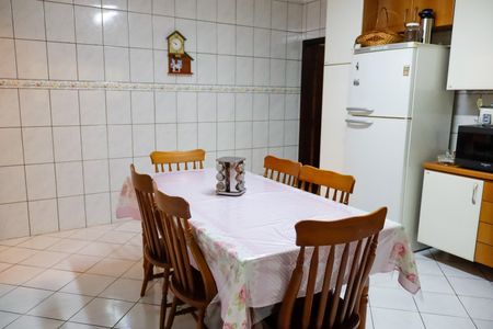 Casa à venda com 125m², 1 quarto e 3 vagas Casa à venda com 125m², 1 quarto e 3 vagasCozinha