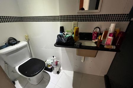 Apartamento à venda com 68m², 2 quartos e sem vaga Apartamento à venda com 68m², 2 quartos e sem vagaBanheiro da Suíte