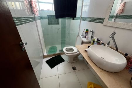 Apartamento à venda com 68m², 2 quartos e sem vaga Apartamento à venda com 68m², 2 quartos e sem vagaBanheiro Social