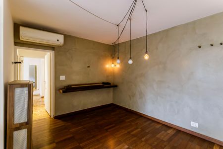 Apartamento à venda com 90m², 2 quartos e 1 vaga Apartamento à venda com 90m², 2 quartos e 1 vagaSala