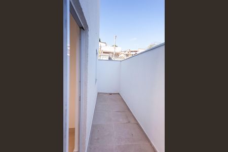 Apartamento à venda com 108m², 2 quartos e 1 vaga Apartamento à venda com 108m², 2 quartos e 1 vagaSacada