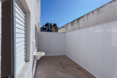 Apartamento à venda com 108m², 2 quartos e 1 vaga Apartamento à venda com 108m², 2 quartos e 1 vagaSacada