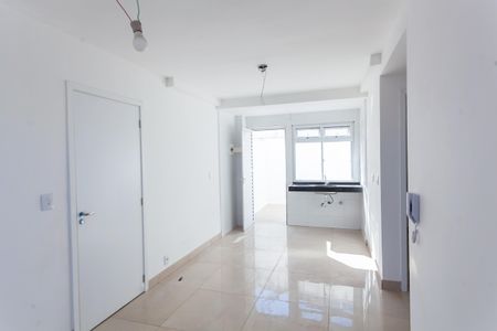 Apartamento à venda com 108m², 2 quartos e 1 vaga Apartamento à venda com 108m², 2 quartos e 1 vagaSala