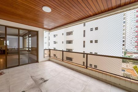 Apartamento à venda com 236m², 4 quartos e 3 vagasVaranda da Sala