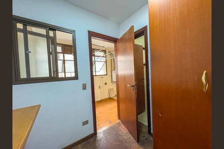 Apartamento à venda com 236m², 4 quartos e 3 vagasQuarto de Serviço