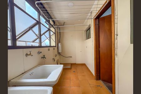 Apartamento à venda com 236m², 4 quartos e 3 vagasÁrea de Serviço