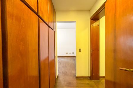 Apartamento à venda com 236m², 4 quartos e 3 vagasSuíte 2