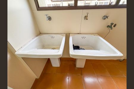 Apartamento à venda com 236m², 4 quartos e 3 vagasÁrea de Serviço