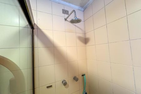 Apartamento à venda com 236m², 4 quartos e 3 vagasBanheiro da Suíte 1