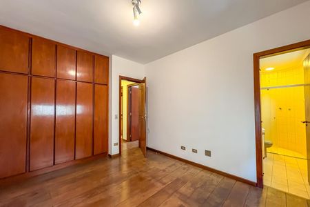 Apartamento à venda com 236m², 4 quartos e 3 vagasSuíte 1