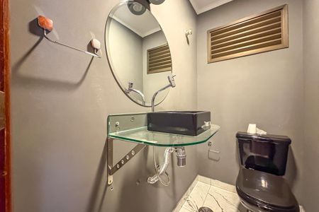 Apartamento à venda com 236m², 4 quartos e 3 vagasLavabo